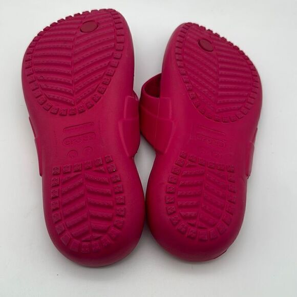 Crocs Pink Girl Flip‎ Flops Fully Pink Size W7 Great condition - Picture 5 of 5